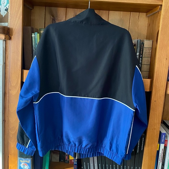 Men’s New Balance Windbreaker Jacket - Picture 2 of 4